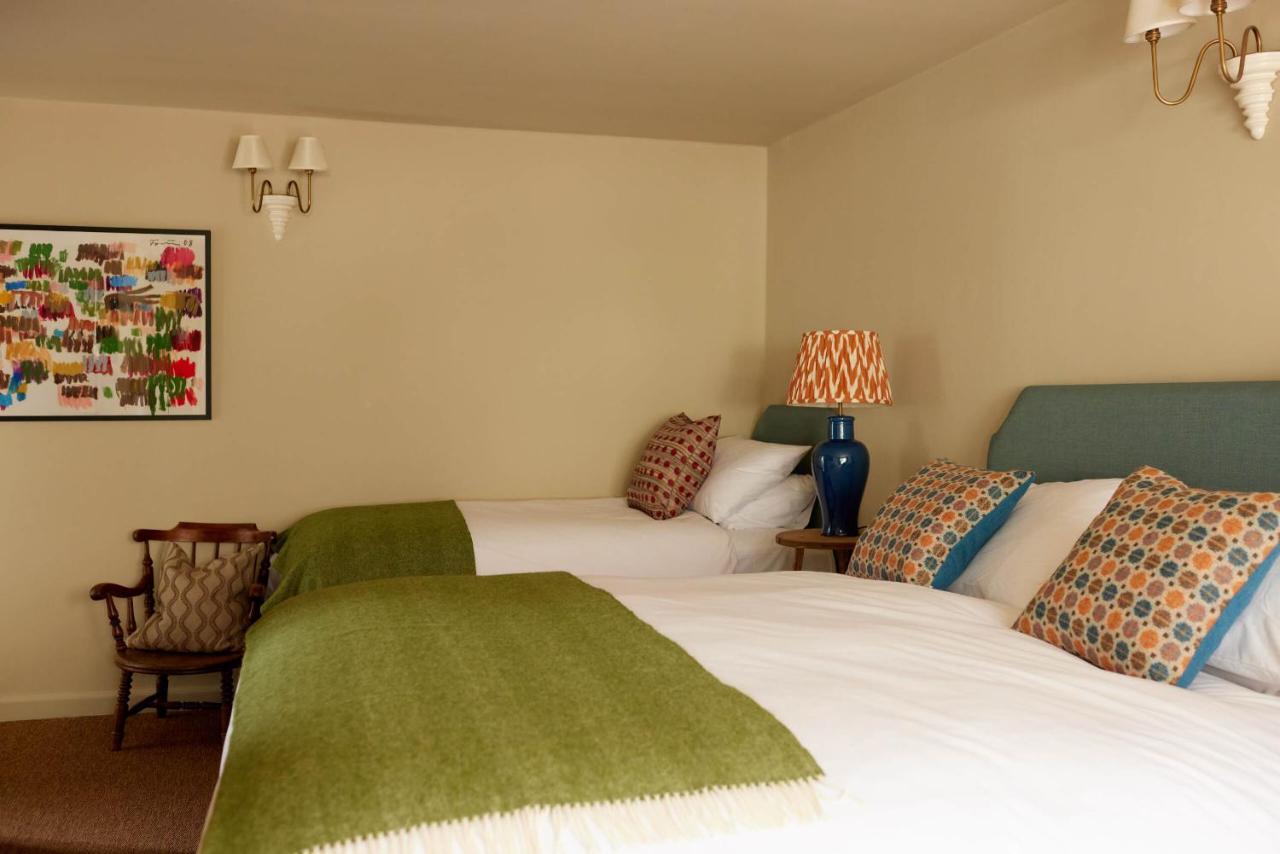 The Queen'S Head Broad Chalke Extérieur photo