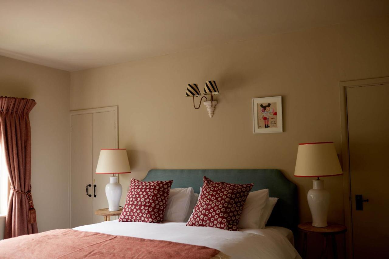 The Queen'S Head Broad Chalke Extérieur photo