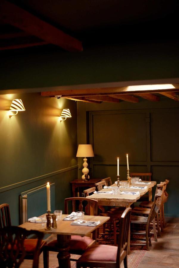 The Queen'S Head Broad Chalke Extérieur photo